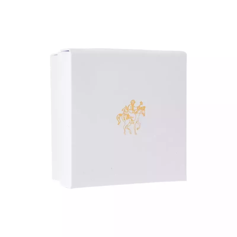 White gift box medium size...