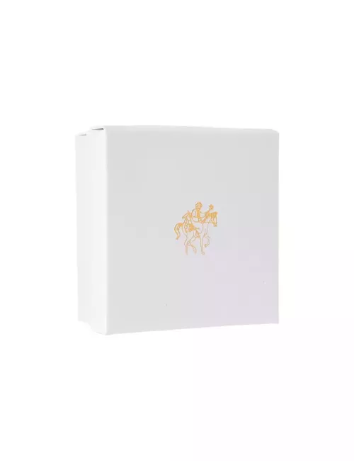 White gift box medium size...